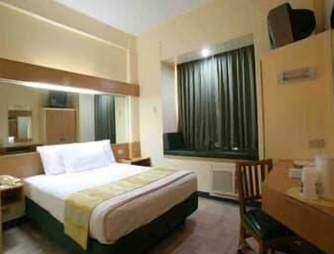 ไมโครเทล บาย วินด์แฮม ตาร์ลัค Hotel Tarlac City ภายนอก รูปภาพ