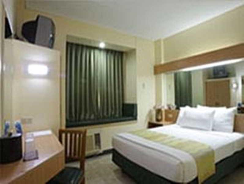 ไมโครเทล บาย วินด์แฮม ตาร์ลัค Hotel Tarlac City ภายนอก รูปภาพ