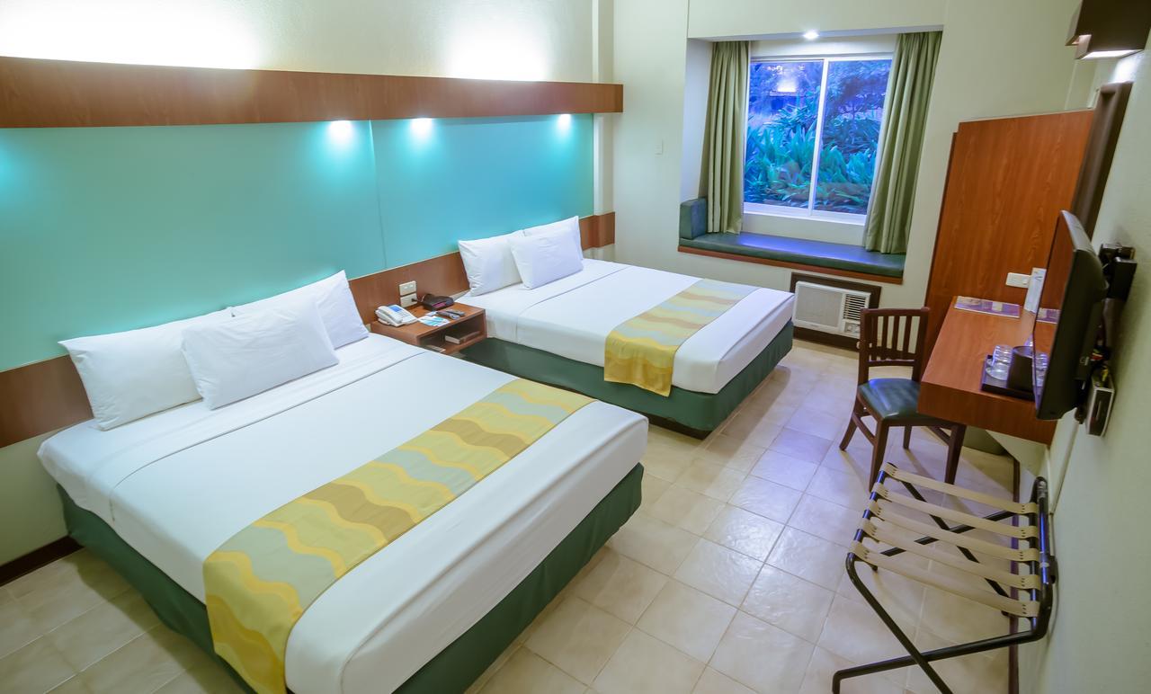 ไมโครเทล บาย วินด์แฮม ตาร์ลัค Hotel Tarlac City ภายนอก รูปภาพ